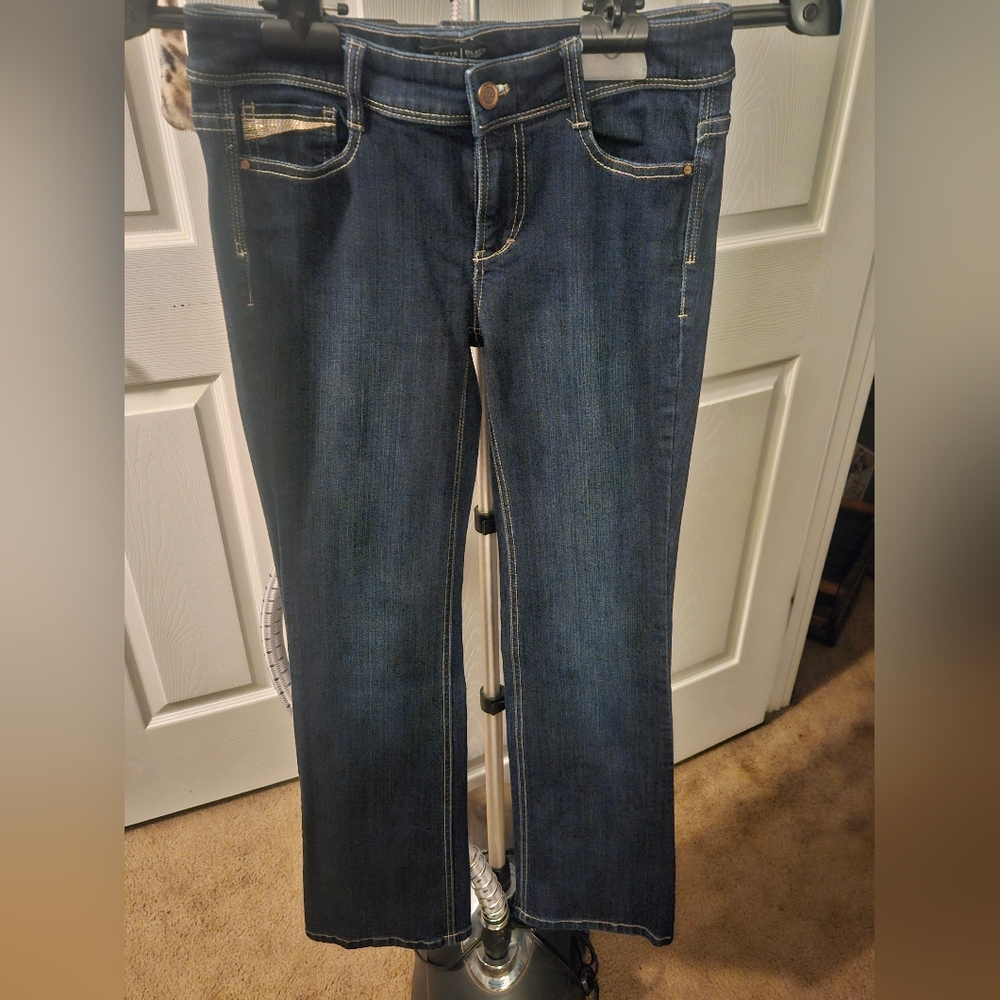 White House Black Market 0 Short Dark Blue Boot Cut Jeans W/Gold Thread Detail